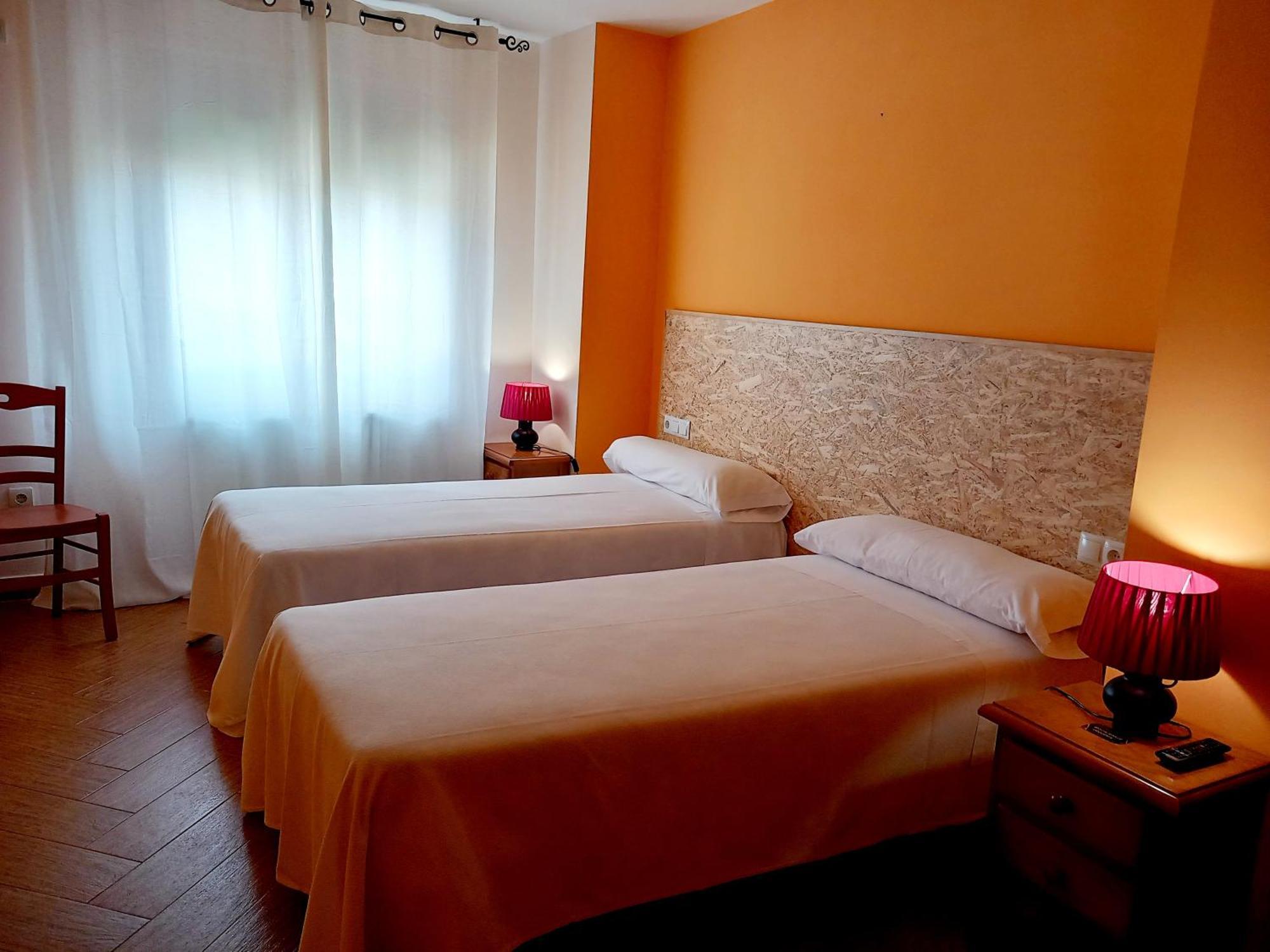 Hotel Rural Orquidea Velilla del Rio Carrion Buitenkant foto